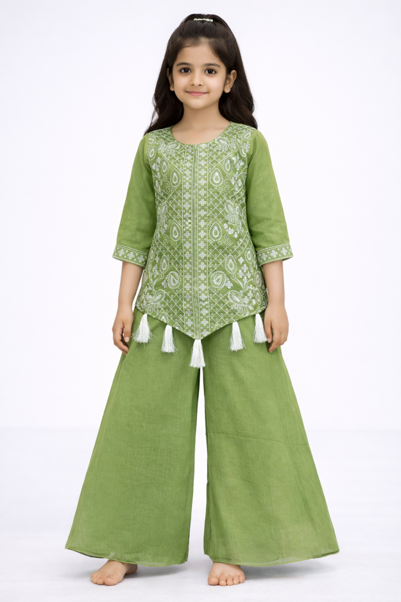Girls kids Lehenga Green color paint top set ambotary work
