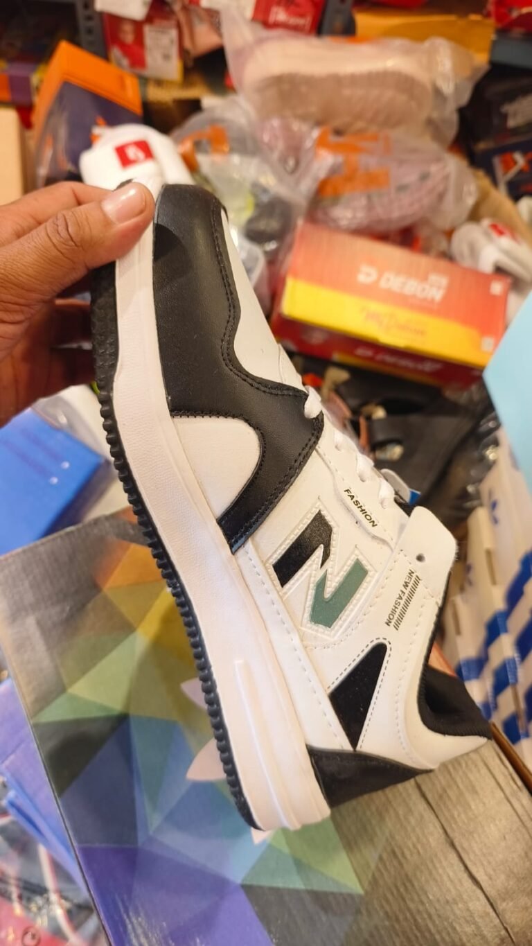 Men's Sports Shoe - Flow Advance - Fashions Shoe - Ideal for Gym & Running Black