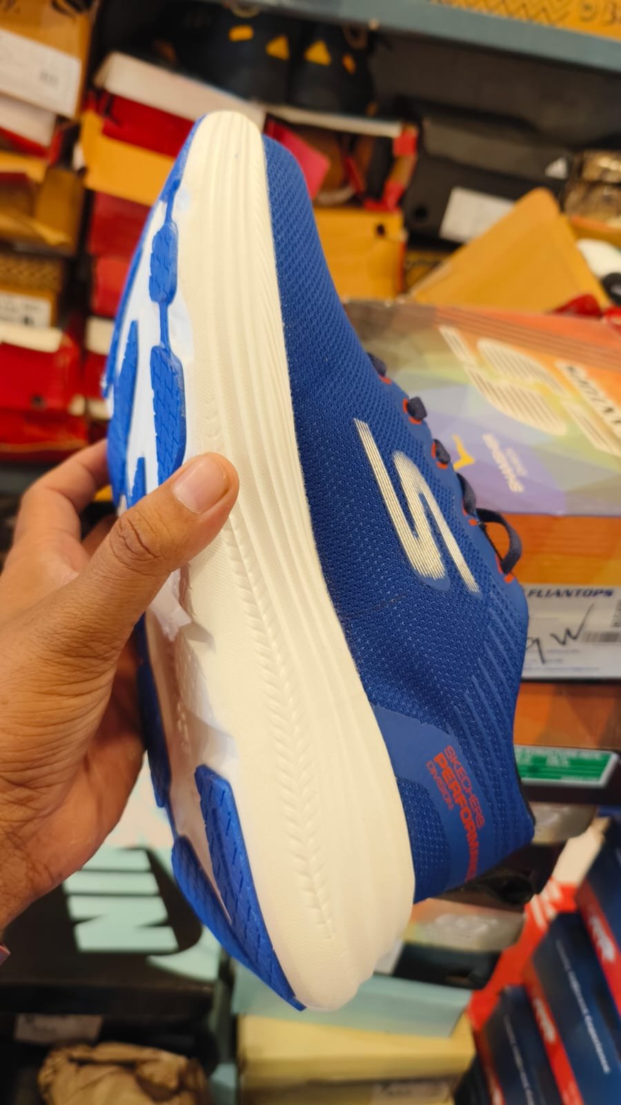 Men's Sports Shoe - Flow Advance - Fashions Shoe - Ideal for Gym & Running Men's Sports Shoe - Flow Advance - Fashions Shoe - Ideal for Gym & Running - Image 4 | Shop X Now