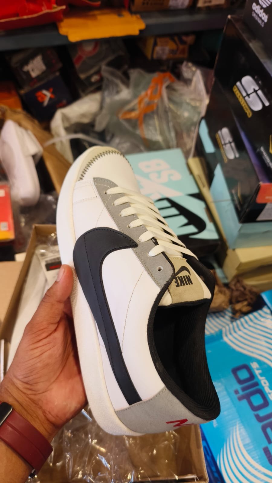 Men's Sports Shoe - Flow Advance - Fashions Shoe - Ideal for Gym & Running Men's Sports Shoe - Flow Advance - Fashions Shoe - Ideal for Gym & Running - Image 2 | Shop X Now