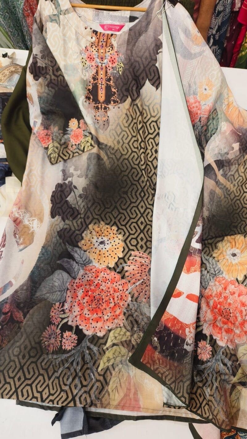 Alternative view of Large Women Dress