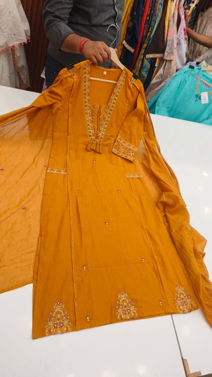 Alternative view of women dress colletcion
