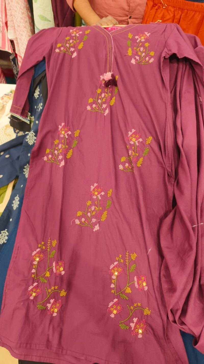 Alternative view of Women Ambotary Dress set