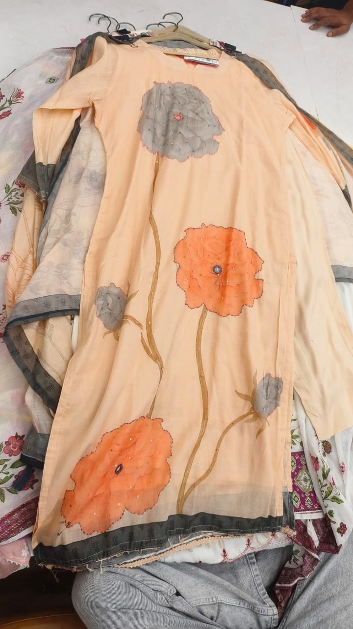 Alternative view of Women New Dress Desgine