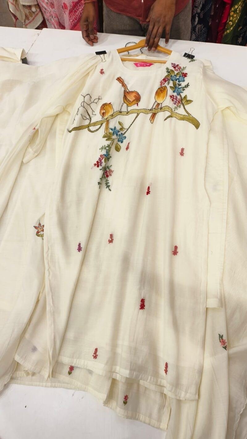 Alternative view of Larze Size Dress Women