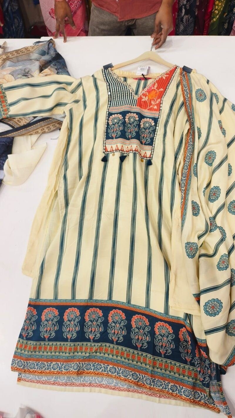 Alternative view of Large Size Women Dress